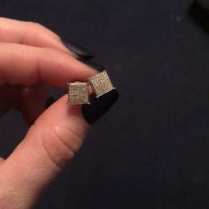 White gold screw back earrings!